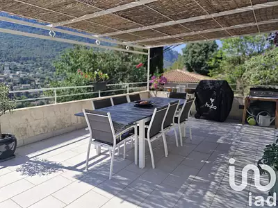 Maison, 233 m²