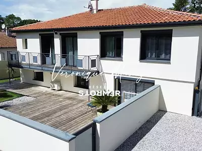 Maison, 185 m²