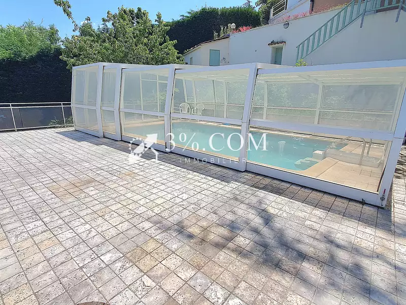 Maison, 197 m²