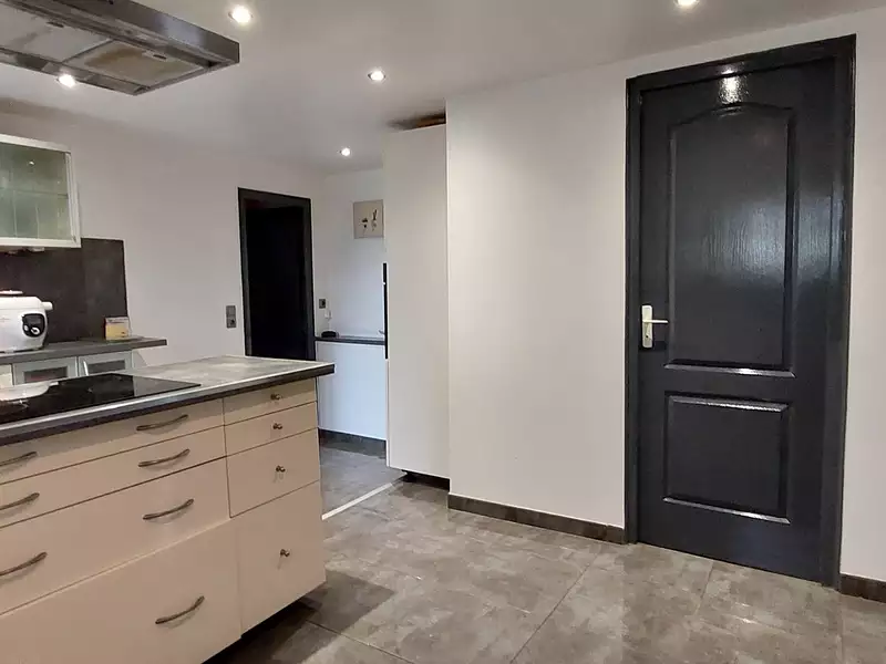 Maison, 224 m²