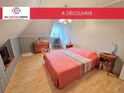 Maison, 225 m²