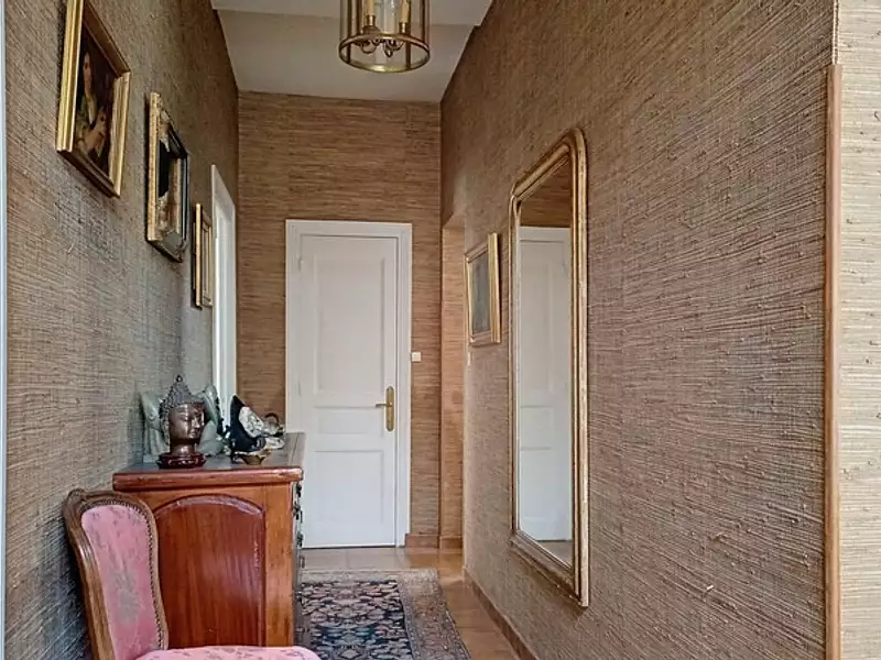 Maison, 256 m²