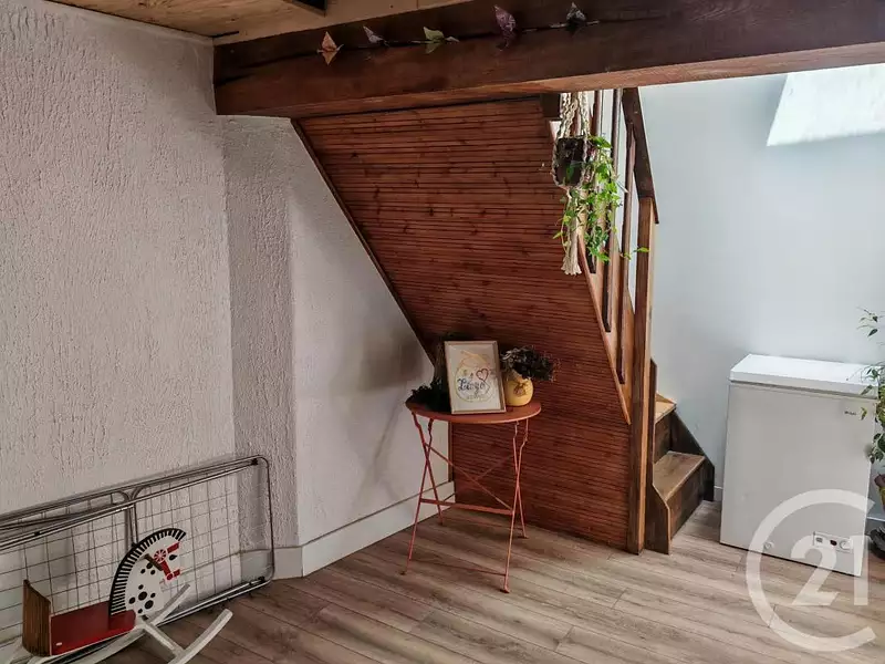 Immeuble, 281 m²