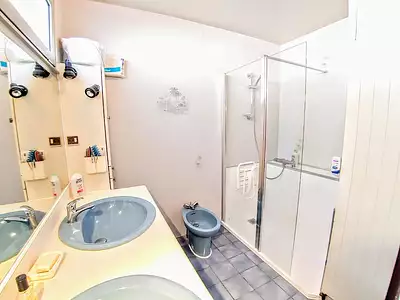 Maison, 570 m²