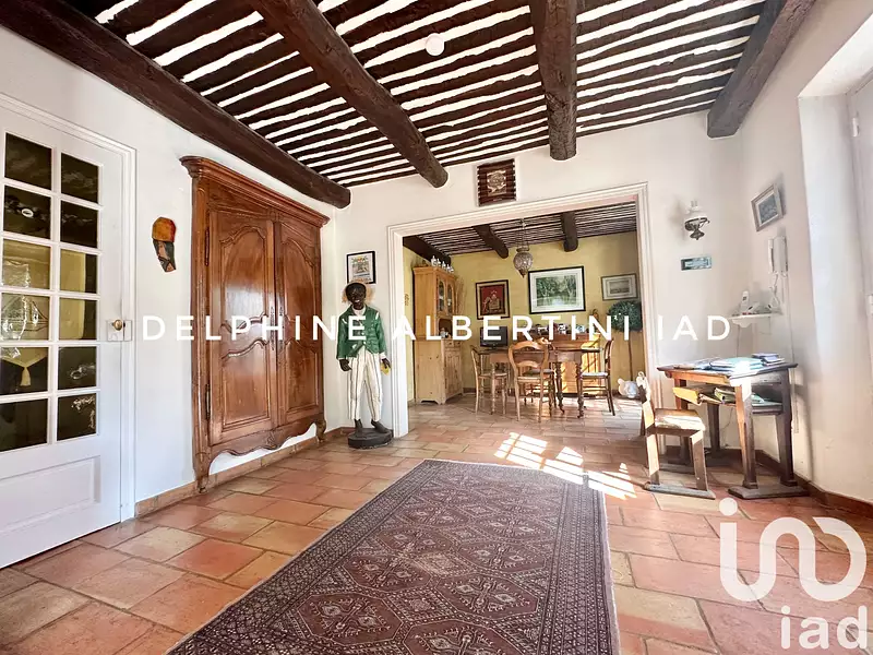 Maison, 245 m²