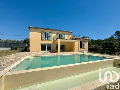 Maison, 210 m²