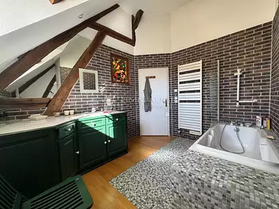 Maison, 256 m²