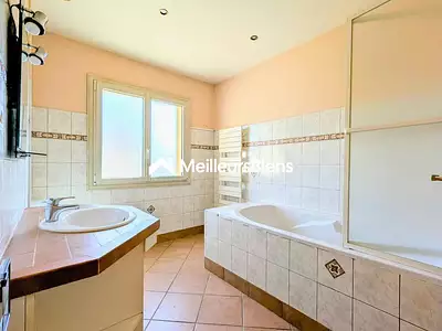 Maison, 161 m²