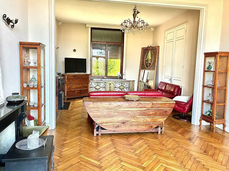 Maison, 245 m²