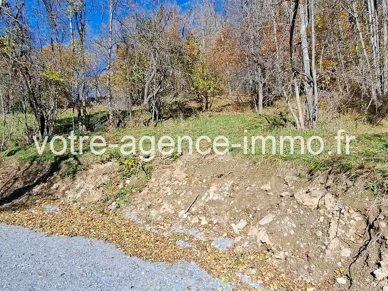 Terrain, 1 598 m²