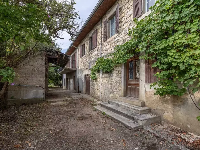 Maison, 238 m²