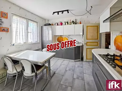Maison, 96 m²