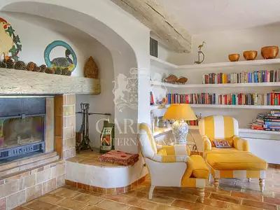 Maison, 250 m²