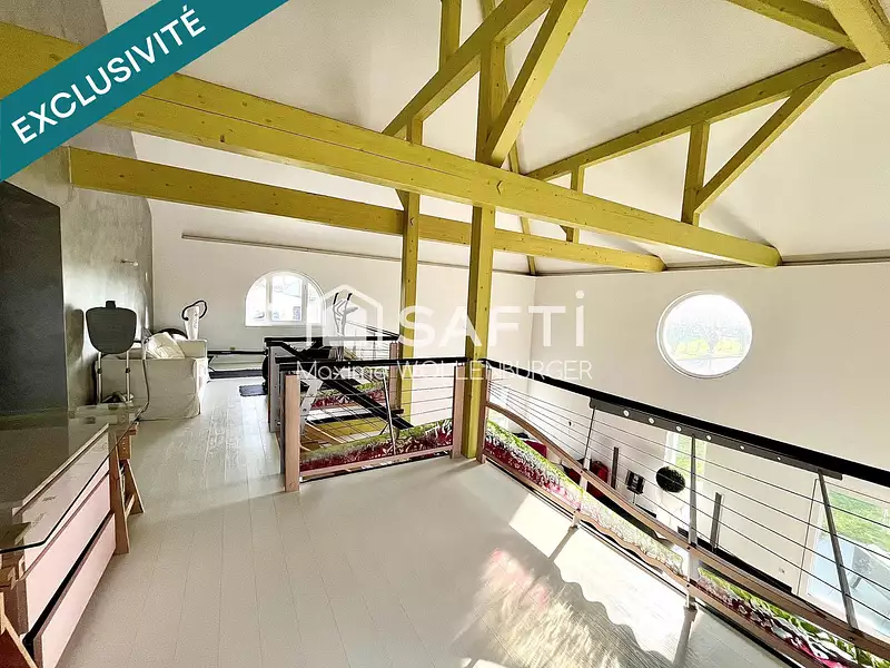 Maison, 245 m²
