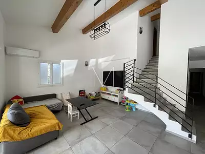 Maison, 160 m²