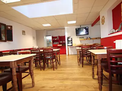 Maison, 1 300 m²
