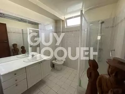 Maison, 156 m²