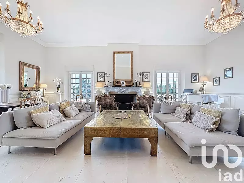 Maison, 283 m²