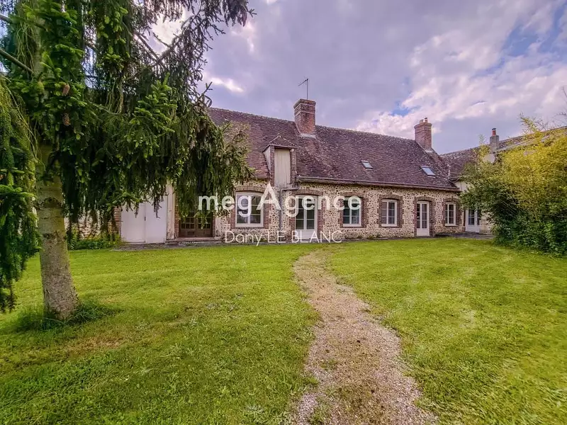 Maison, 270 m²