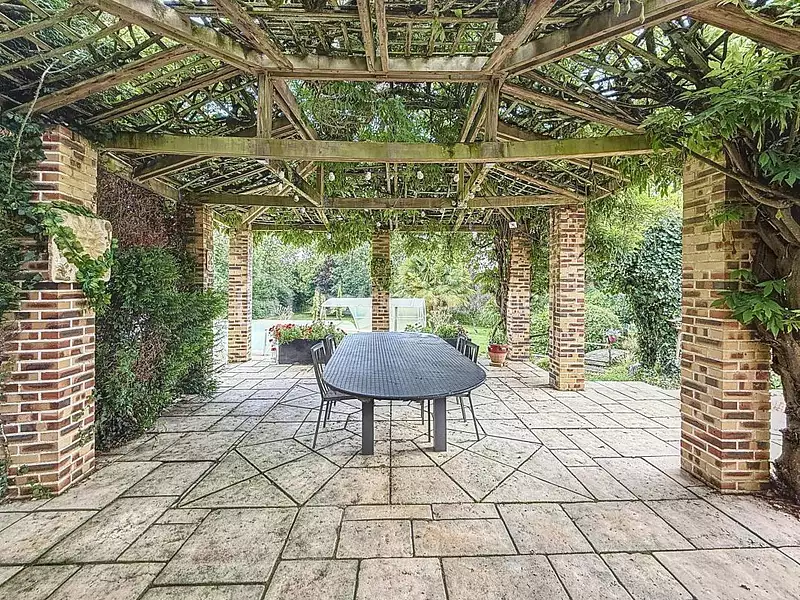 Maison, 230 m²