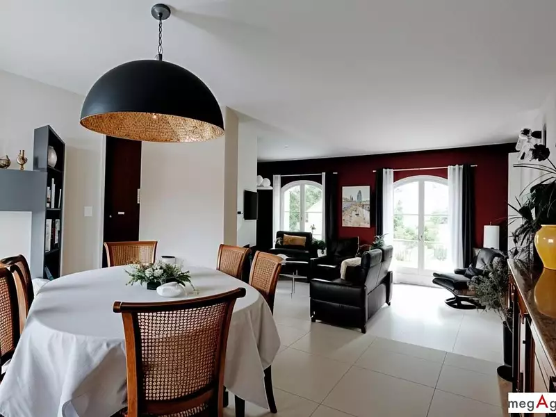 Maison, 181 m²