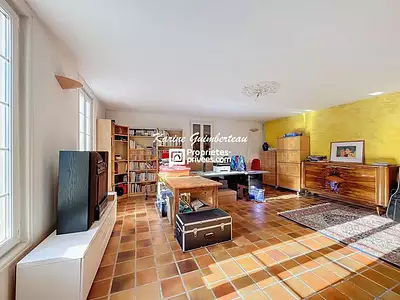 Maison, 180 m²