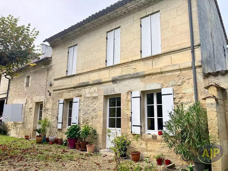 Maison, 112,08 m²