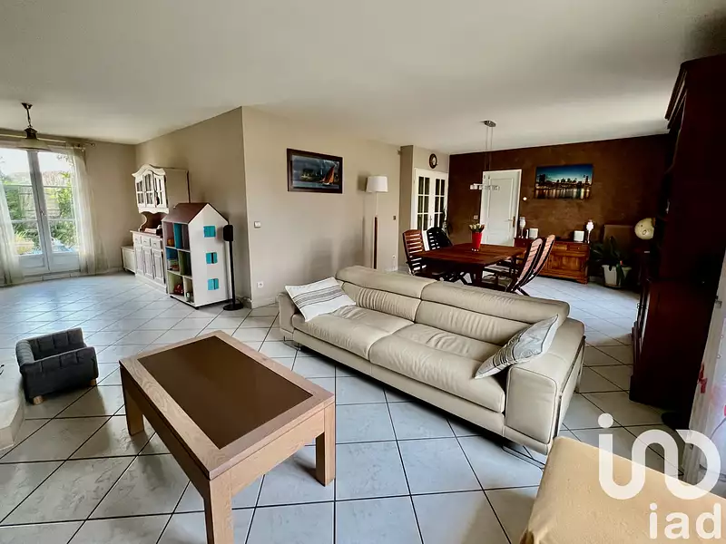 Maison, 168 m²