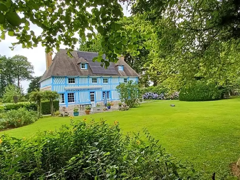 Maison, 242 m²