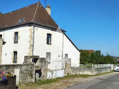 Maison, 240 m²