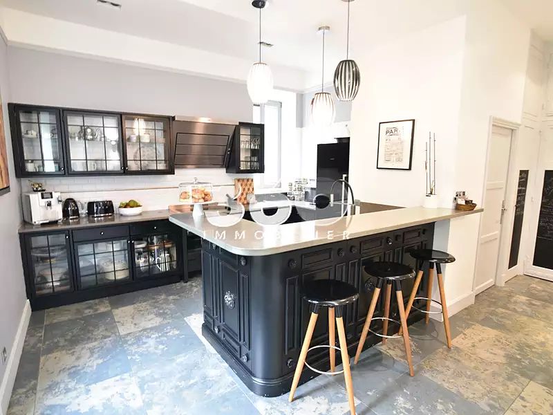 Appartement, 235 m²