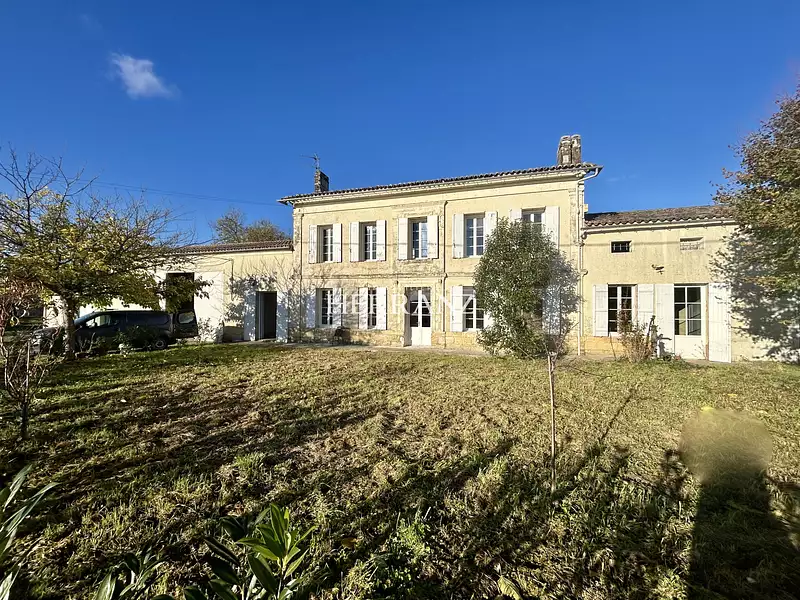Maison, 181 m²