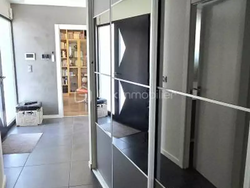 Maison, 165 m²