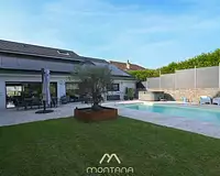 Maison, 225 m²
