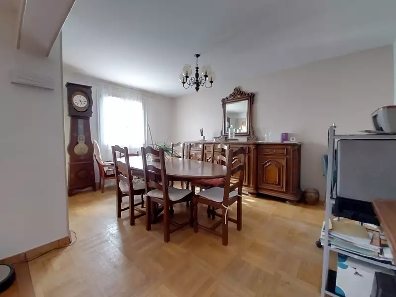Maison, 153 m²