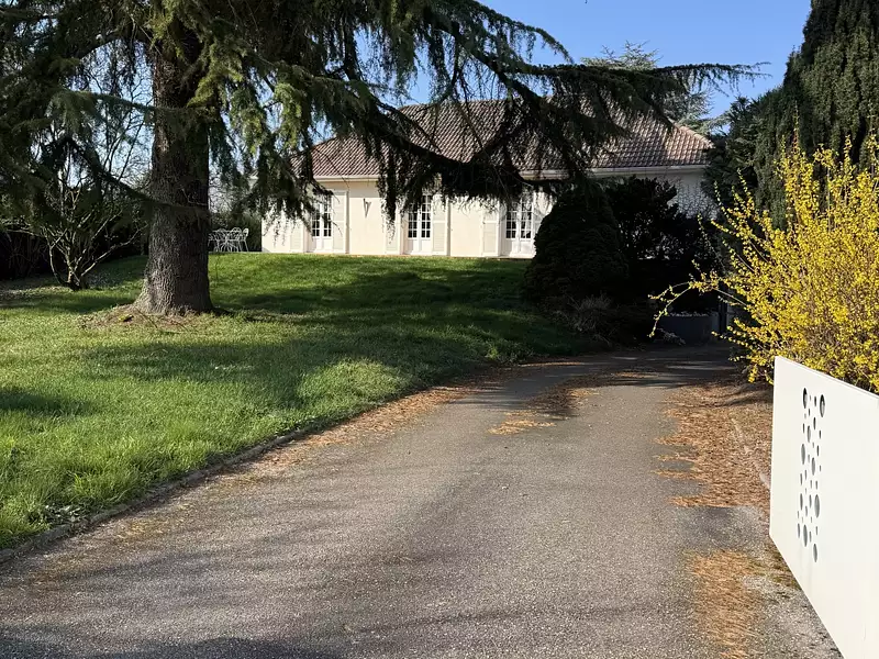 Maison, 234 m²