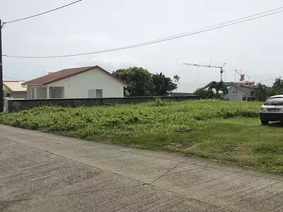 Terrain, 442 m²