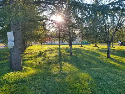 Terrain, 1 127 m²
