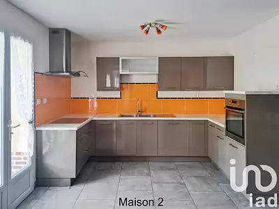 Maison, 266 m²