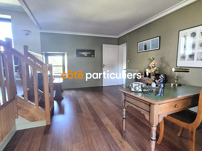 Maison, 230 m²