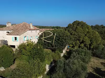 Maison, 327 m²