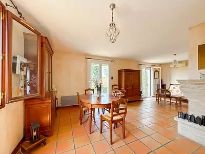 Maison, 168 m²
