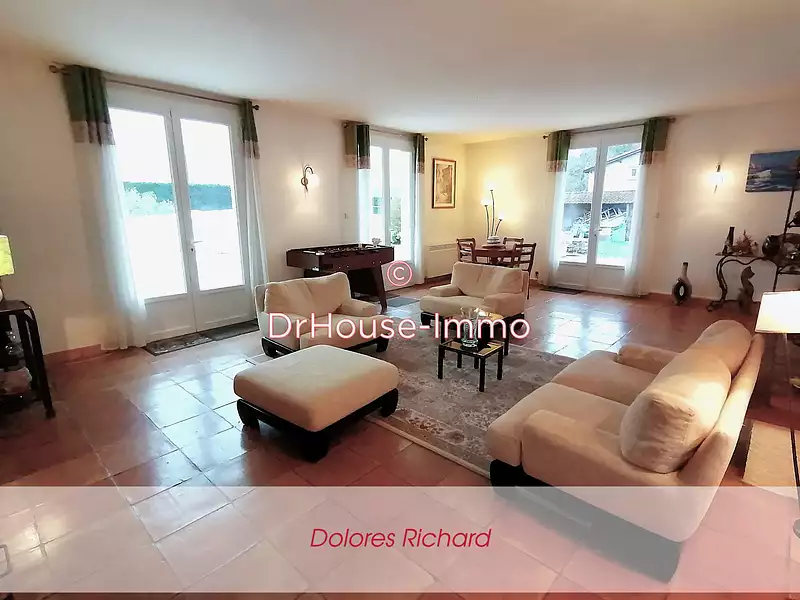 Maison, 187 m²