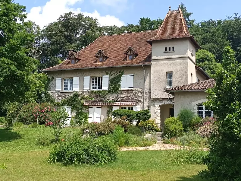 Maison, 250 m²