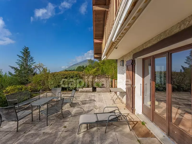 Maison, 180 m²
