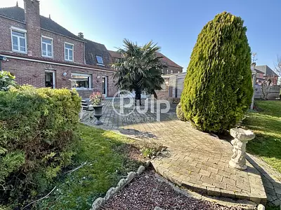 Maison, 240 m²