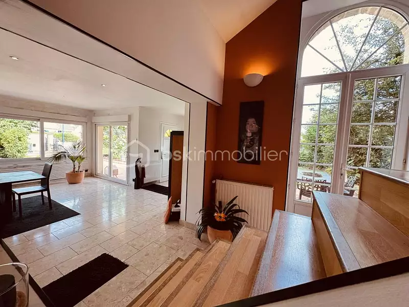 Maison, 201 m²