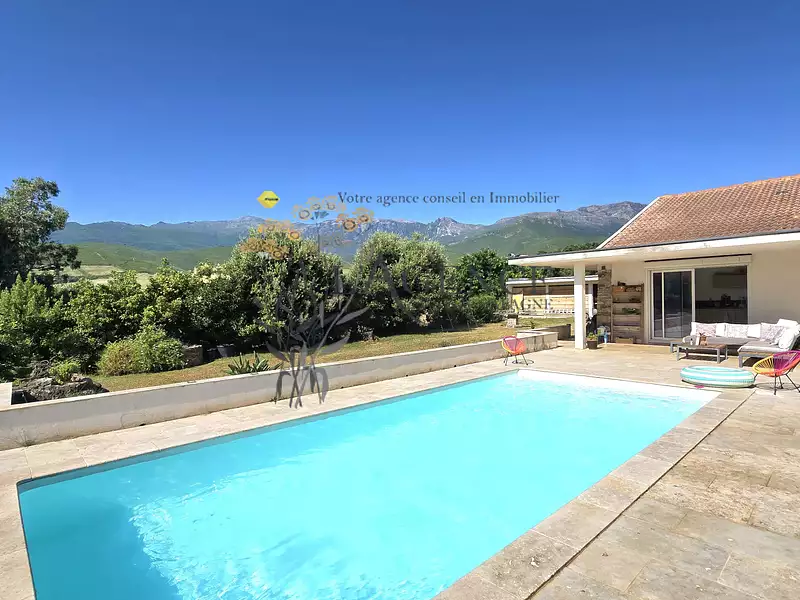 Maison, 135 m²