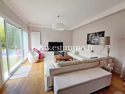 Maison, 198,12 m²