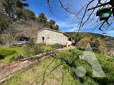 Maison, 290 m²